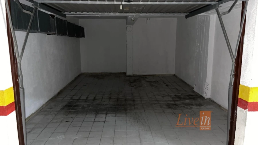 Garagem para Arrendamento em Algueirão-Mem Martins Foto 6