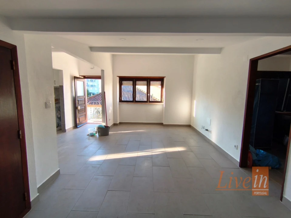 Moradia T2 para Arrendamento em Mafra Foto 4