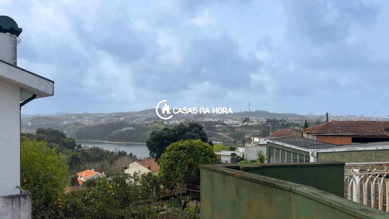 Apartamento T1 para Arrendamento em Gondomar (São Cosme), Valbom e Jovim Foto 15