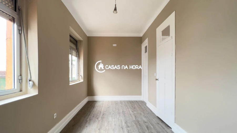 Apartamento T1 para Arrendamento em Gondomar (São Cosme), Valbom e Jovim Foto 12