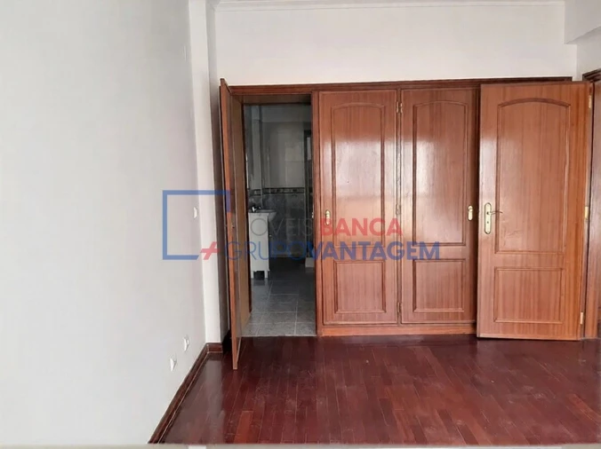 Apartamento T3 para Venda em Rio de Mouro Foto 7