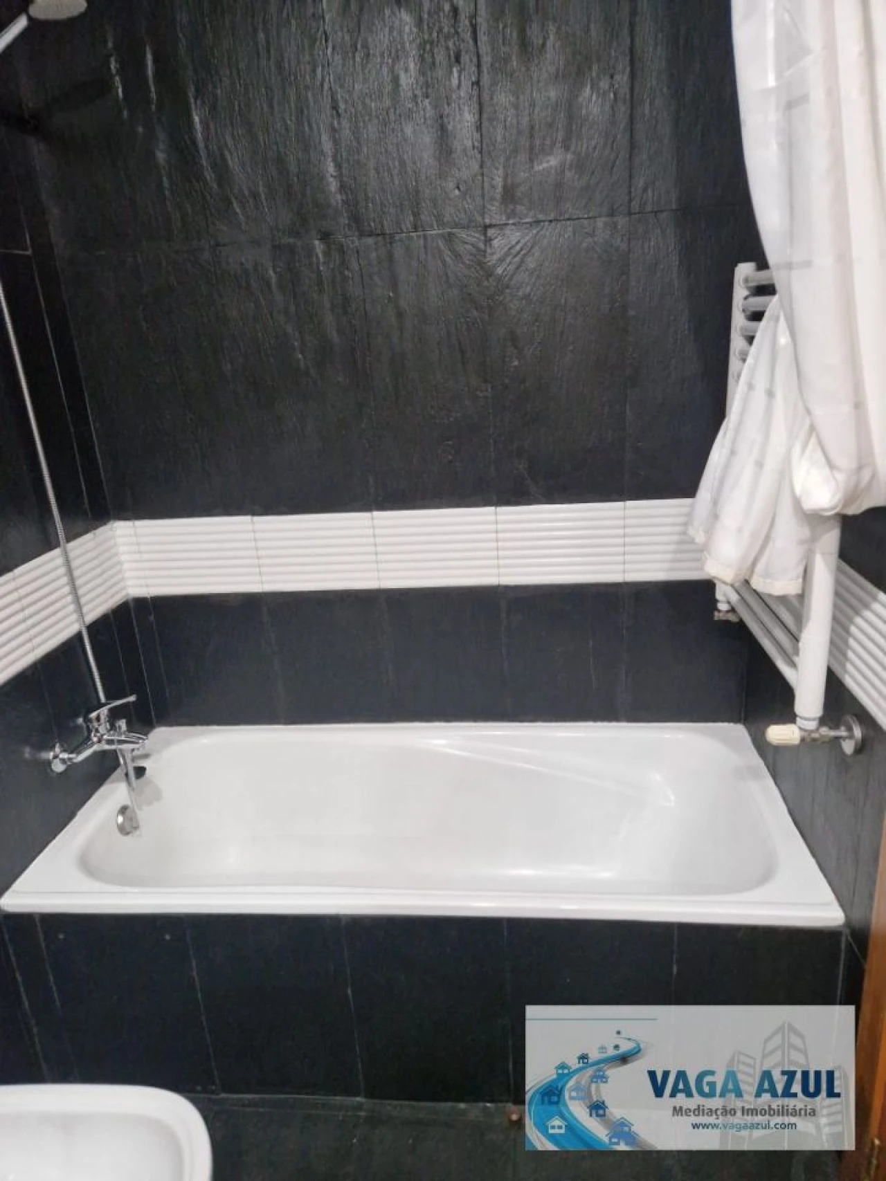 Apartamento T2 para Arrendamento em Ramalde Foto 14