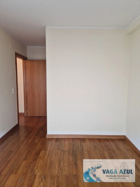 Apartamento T2 para Arrendamento em Ramalde