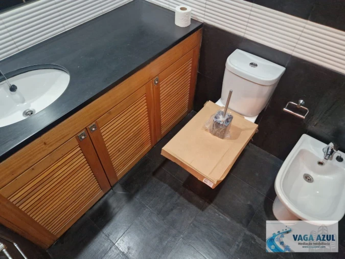 Apartamento T2 para Arrendamento em Ramalde Foto 18