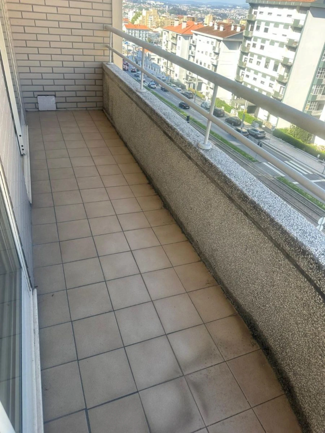 Apartamento T1 para Arrendamento em Arcozelo Foto 9