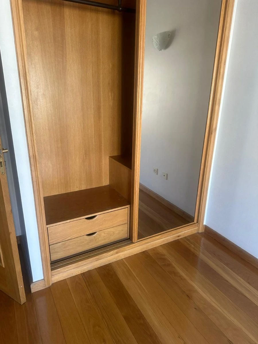 Apartamento T1 para Arrendamento em Arcozelo Foto 7