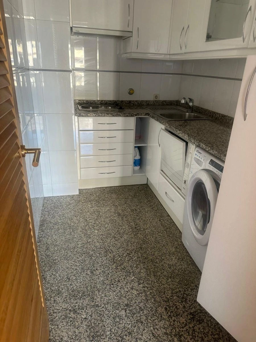 Apartamento T1 para Arrendamento em Arcozelo Foto 11