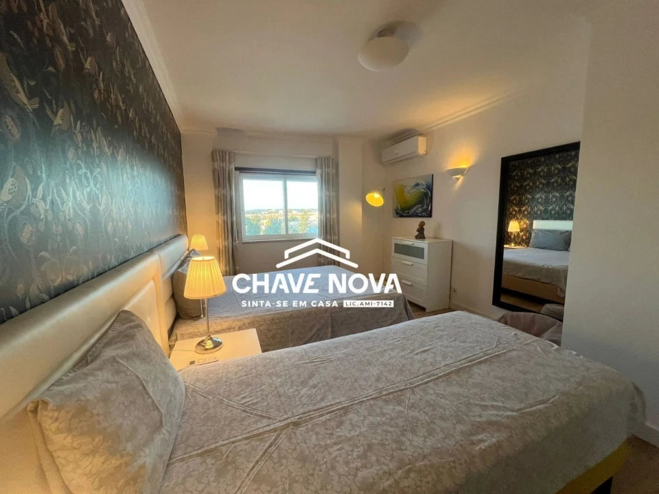 Apartamento T2 para Venda em Quarteira Foto 7