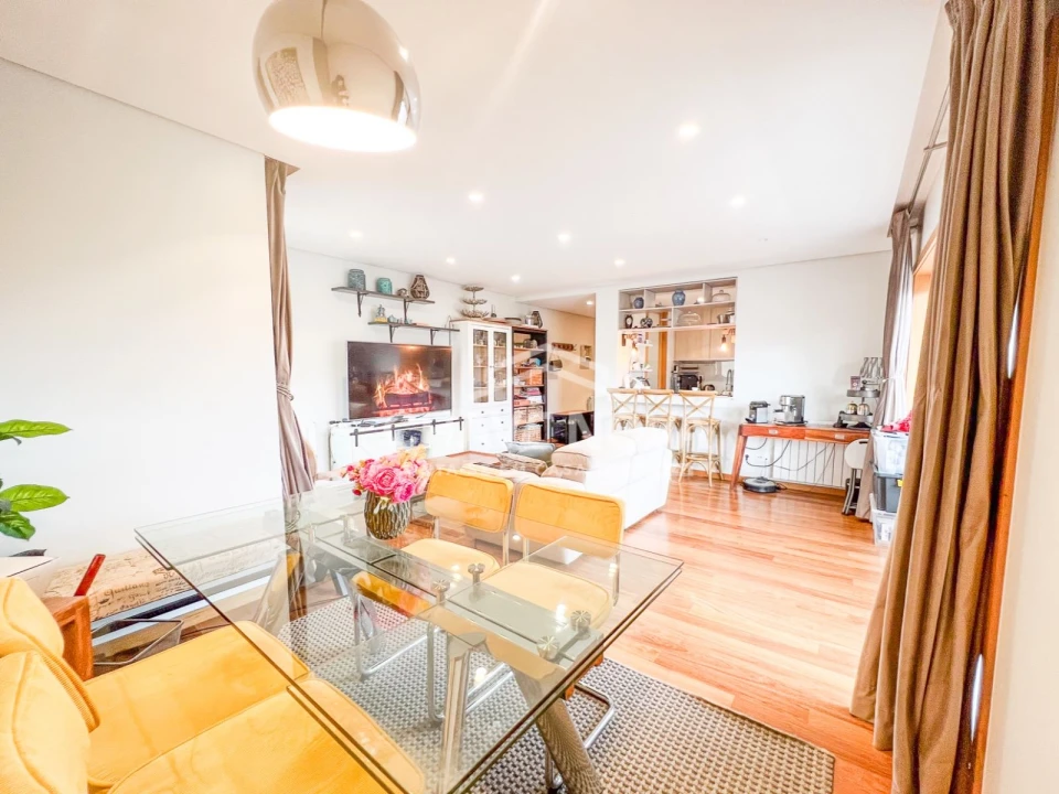 Apartamento T2 para Arrendamento em Oliveira do Douro Foto 2