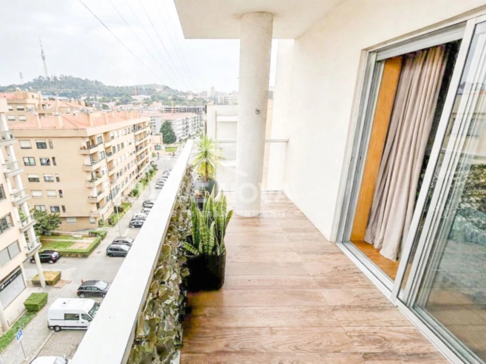 Apartamento T2 para Arrendamento em Oliveira do Douro Foto 16