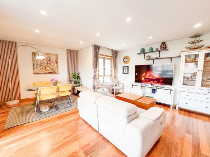 Apartamento T2 para Arrendamento em Oliveira do Douro