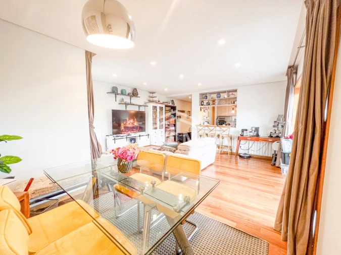 Apartamento T2 para Arrendamento em Oliveira do Douro Foto 2