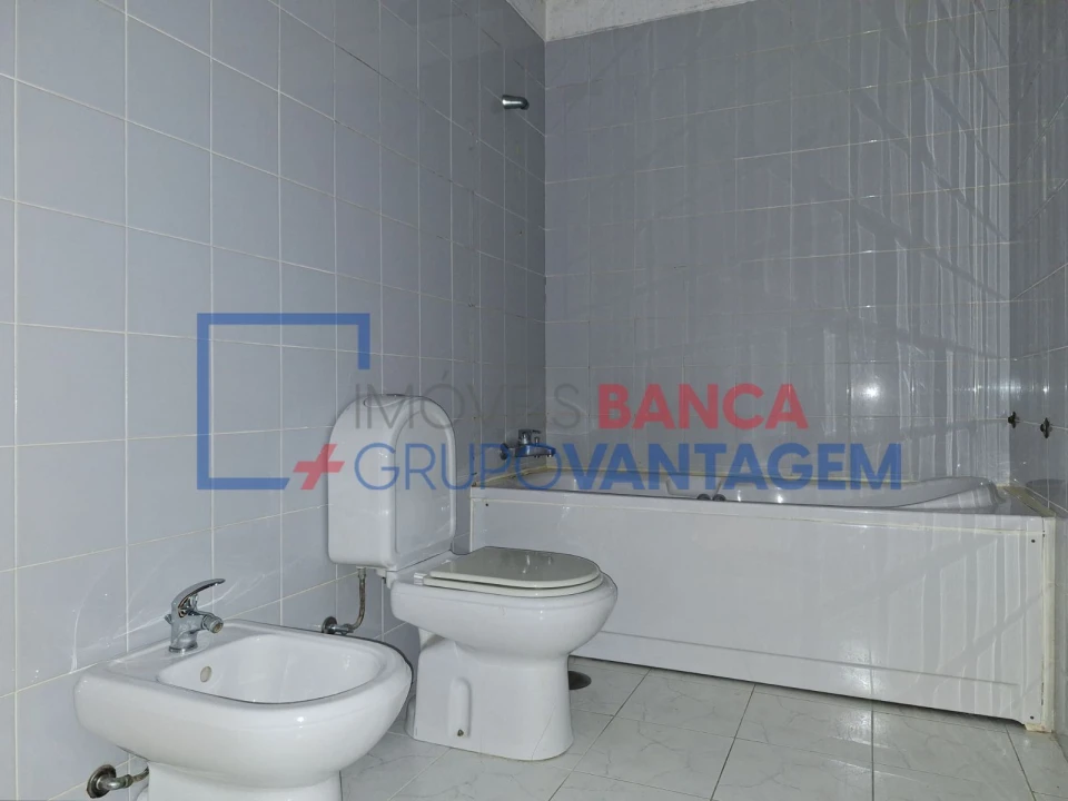 Apartamento T3 para Venda em Ermesinde Foto 13