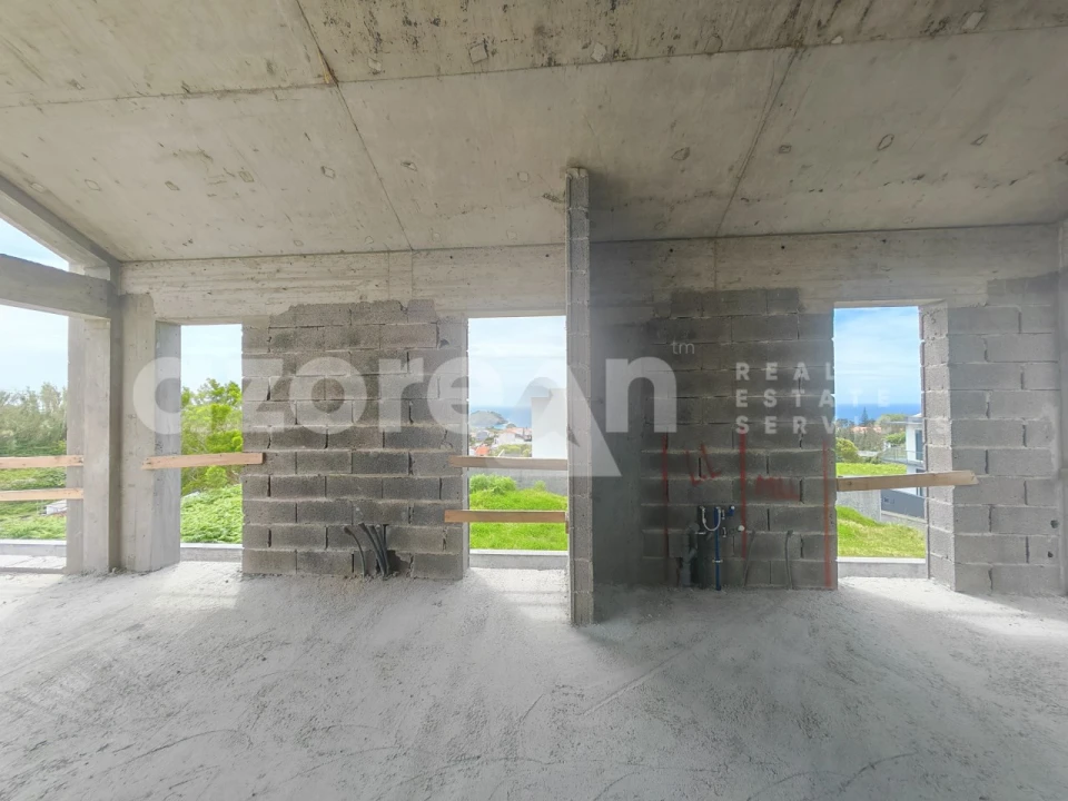 Moradia T3 para Venda em Agua de Alto Foto 17