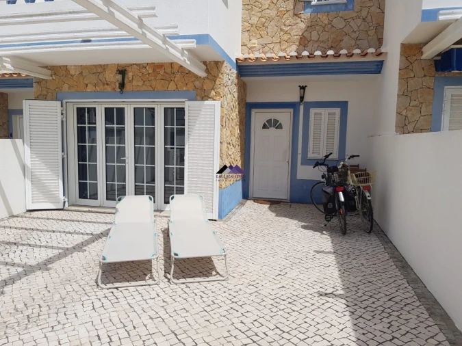 Moradia T4 para Venda em Vila Nova de Cacela Foto 3