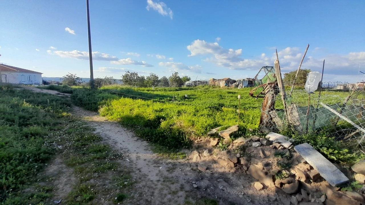 Terreno para Venda em Odeleite Foto 1