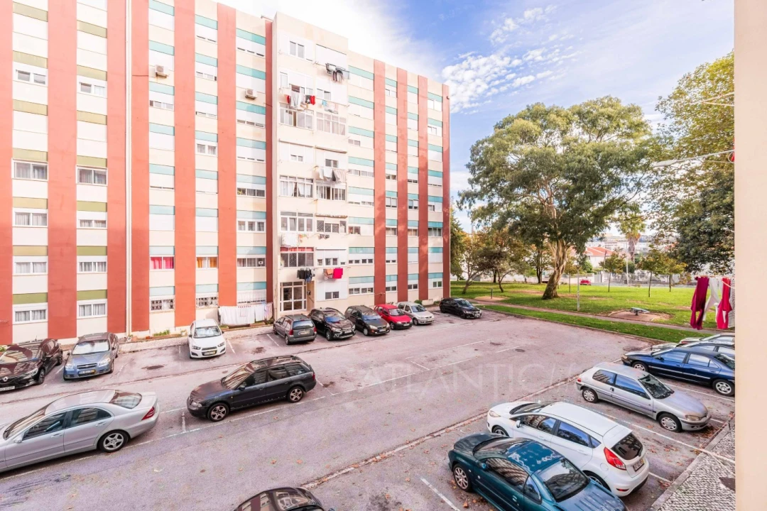 Apartamento T2 para Venda em Cacém e São Marcos Foto 27