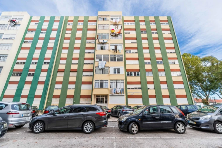 Apartamento T2 para Venda em Cacém e São Marcos Foto 25