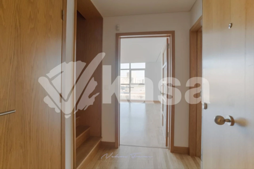 Apartamento T2 para Venda em Parque das Nações Foto 7