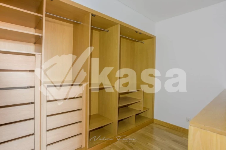 Apartamento T2 para Venda em Parque das Nações Foto 10