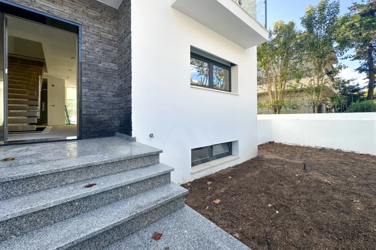 Moradia T4 para Venda em Cascais e Estoril Foto 53