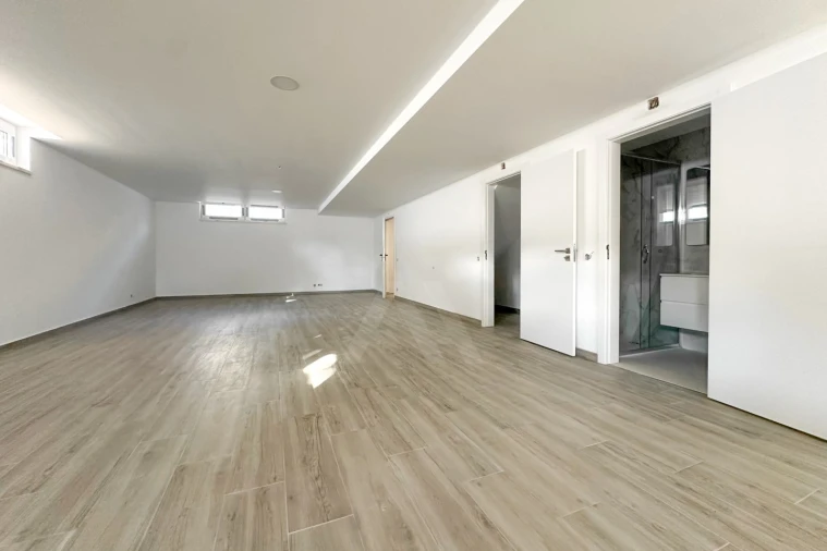 Moradia T4 para Venda em Cascais e Estoril Foto 50