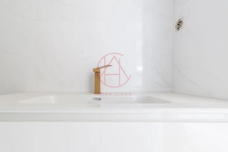 Moradia T5 para Venda em Alhos Vedros Foto 18