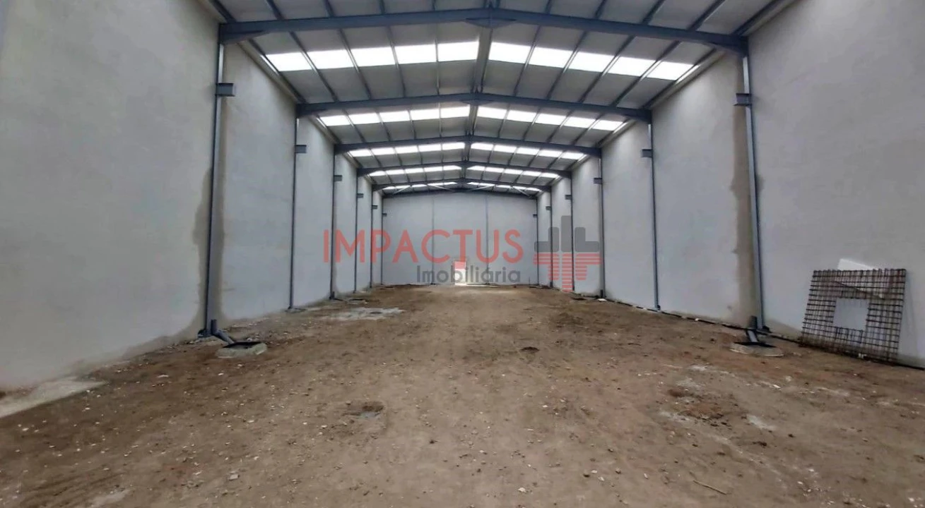 Loja para Arrendamento em Muro Foto 2