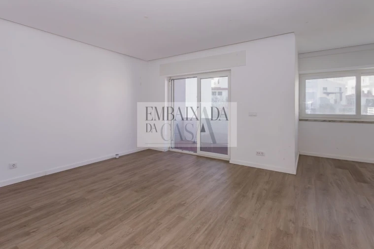 Moradia T3 para Venda em Carcavelos e Parede Foto 29