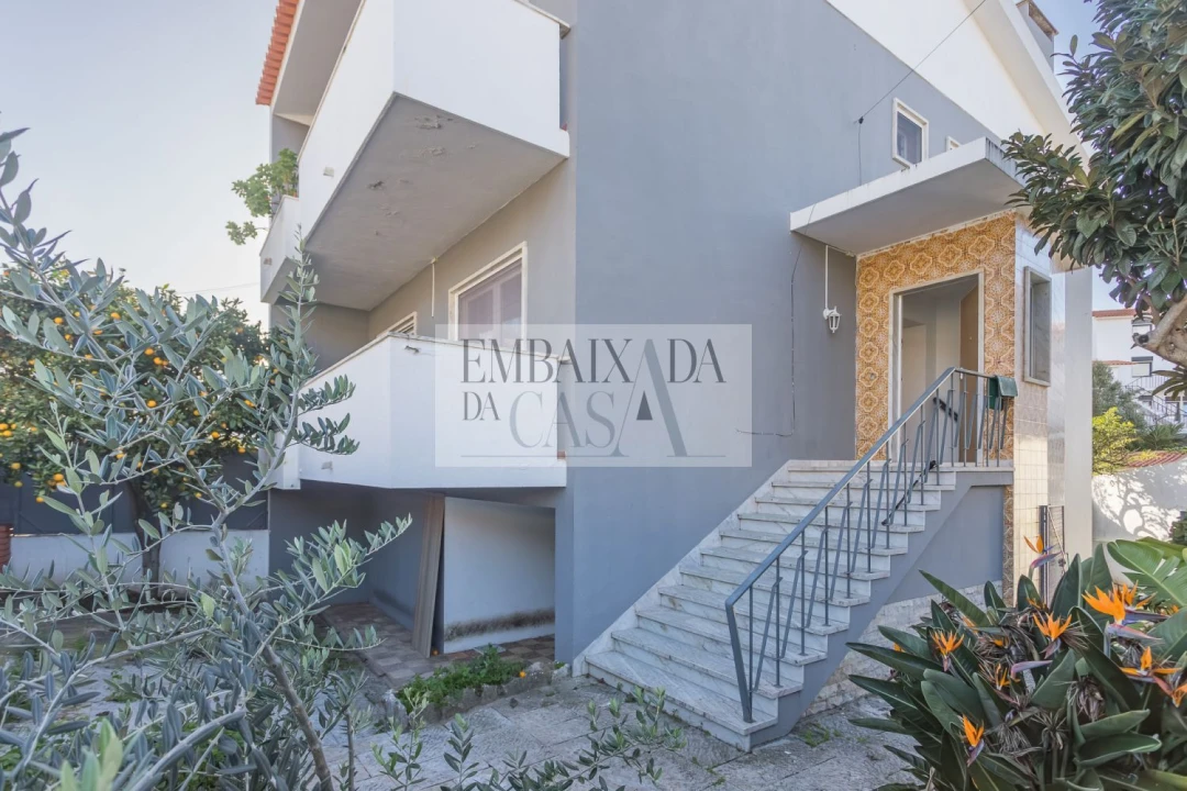 Moradia T3 para Venda em Carcavelos e Parede Foto 1