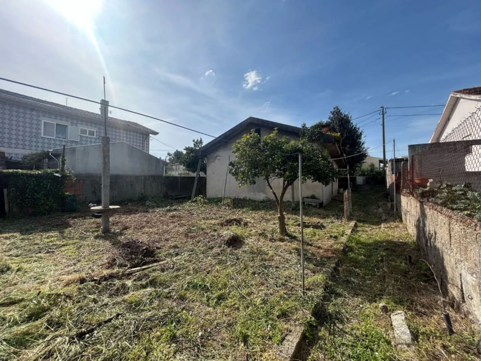 Moradia T4 para Venda em Madalena Foto 17