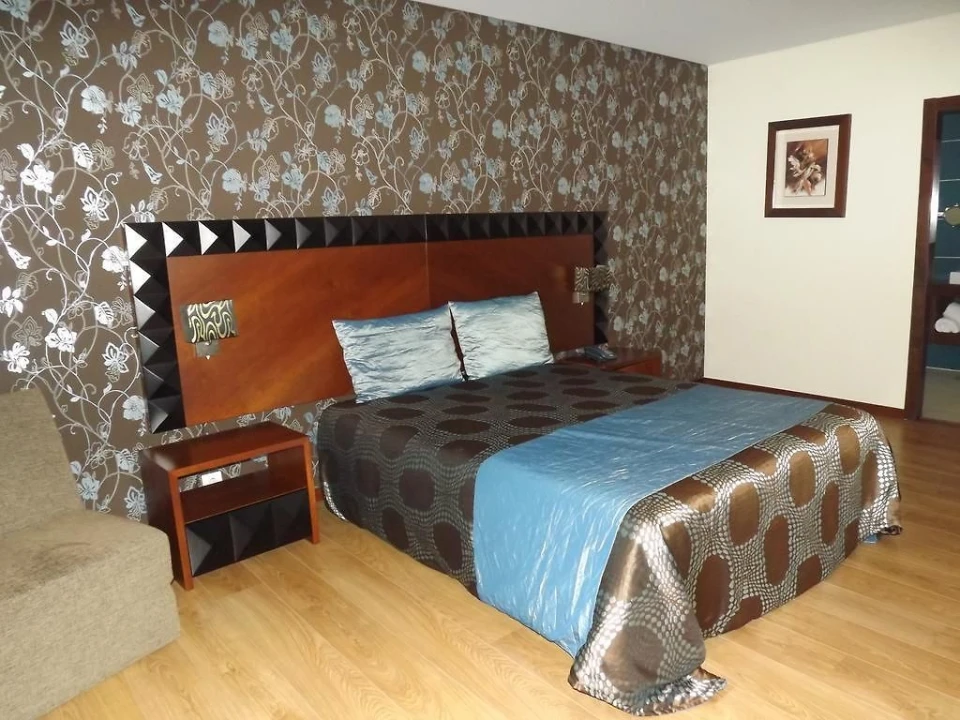 Loja para Venda em Sequeiros e Gradiz Foto 22