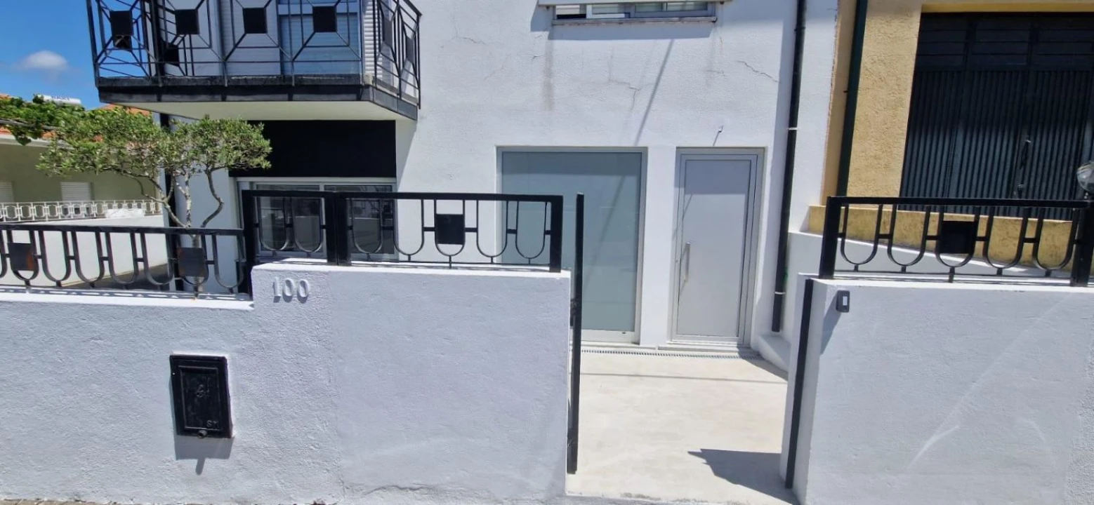 Apartamento T2 para Venda em Custóias, Leça do Balio e Guifões Foto 5