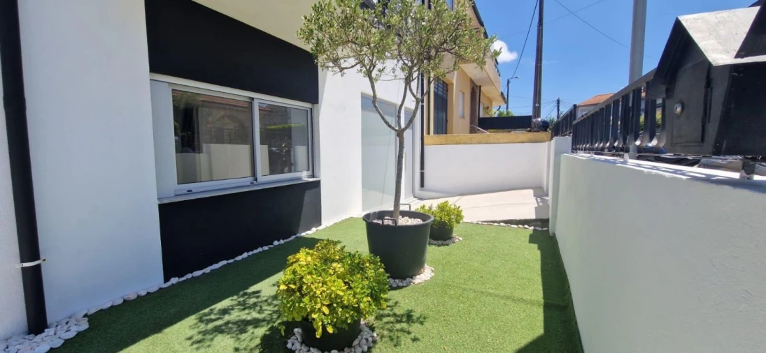 Apartamento T2 para Venda em Custóias, Leça do Balio e Guifões Foto 2