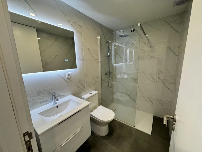 Apartamento T2 para Venda em Custóias, Leça do Balio e Guifões Foto 17