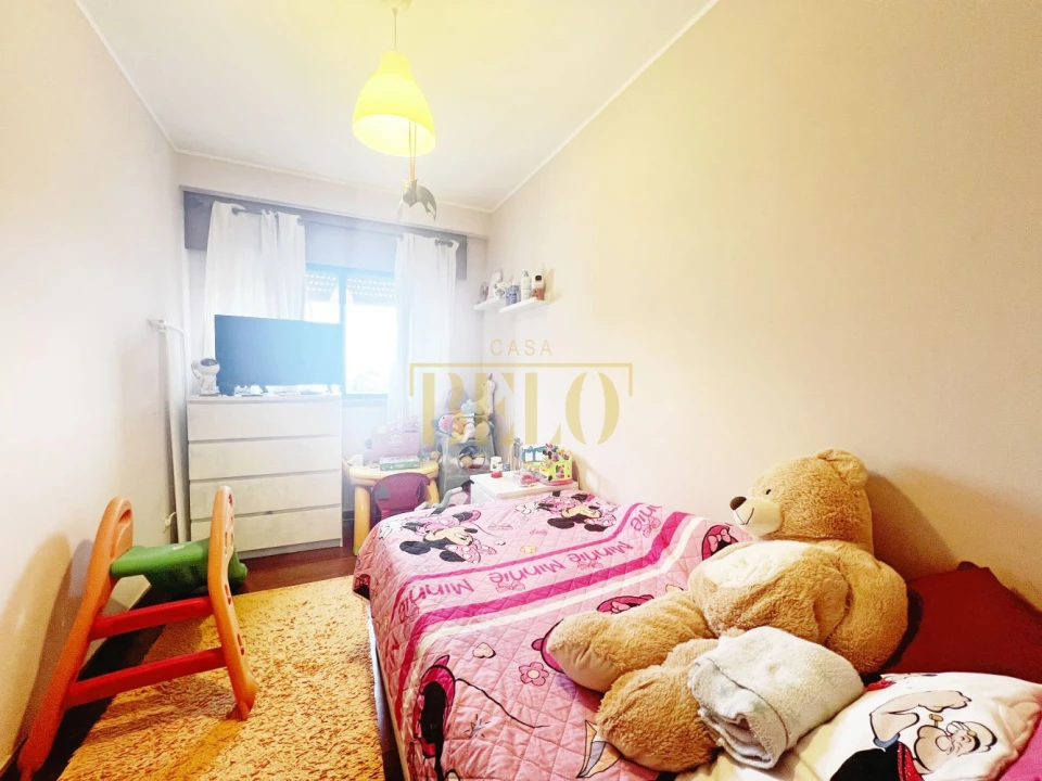 Apartamento T4 para Venda em Ramalde Foto 13