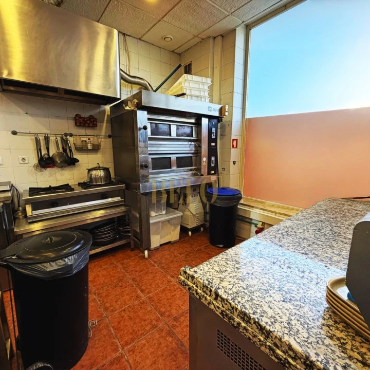 Loja para Trespasse em Cidade da Maia Foto 10