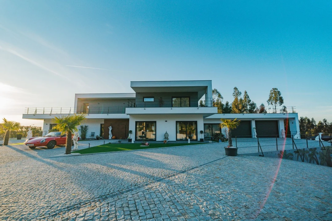 Moradia T4 para Venda em Fonte Arcada Foto 5