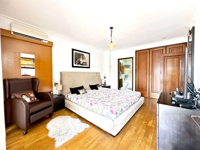 Moradia T4 para Venda em Cidade da Maia Foto 30