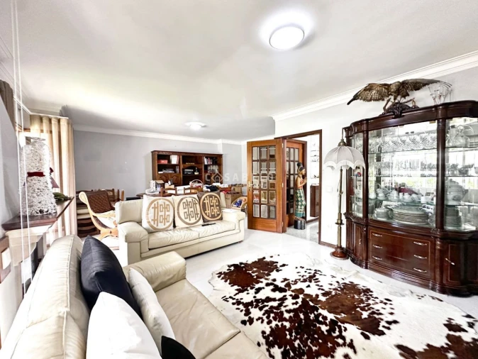 Moradia T4 para Venda em Cidade da Maia Foto 16