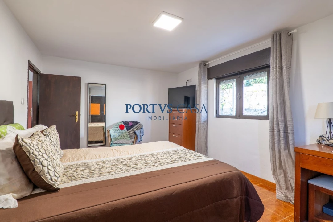 Moradia T2 para Venda em Santiago de Piães Foto 18