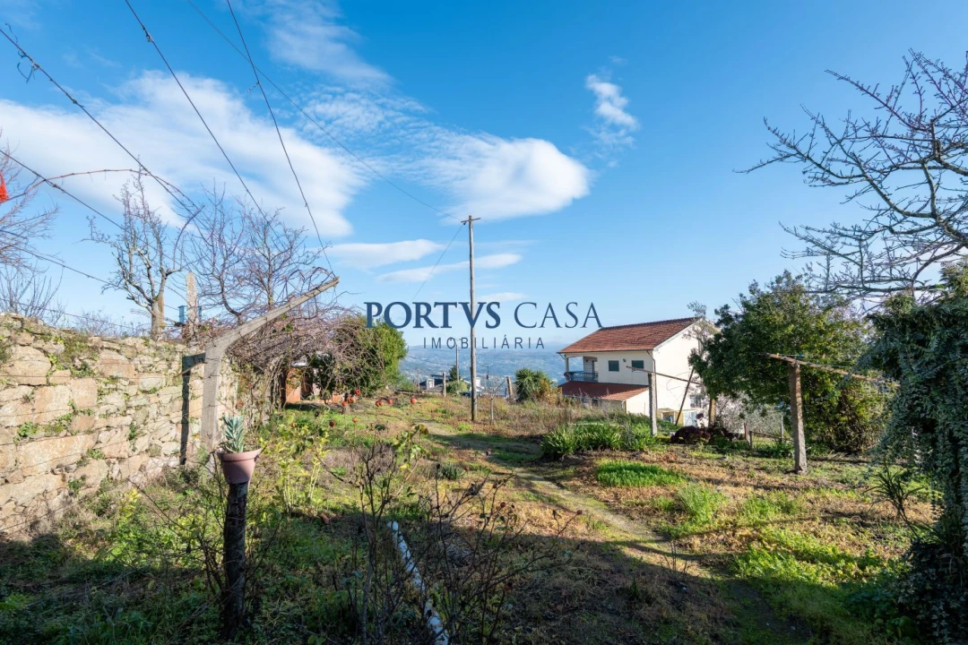 Moradia T2 para Venda em Santiago de Piães Foto 22