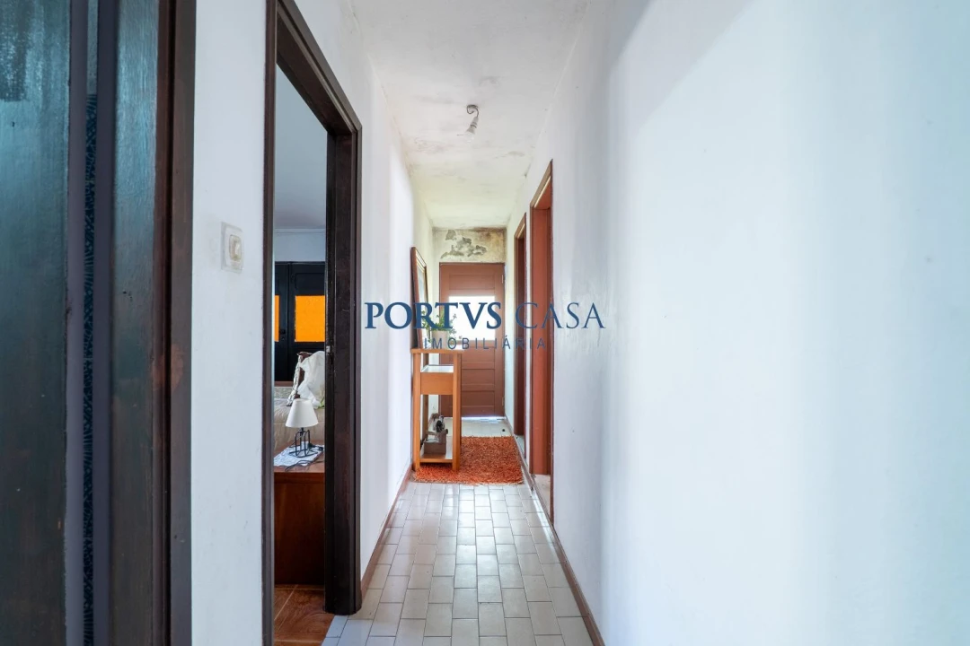 Moradia T2 para Venda em Santiago de Piães Foto 9