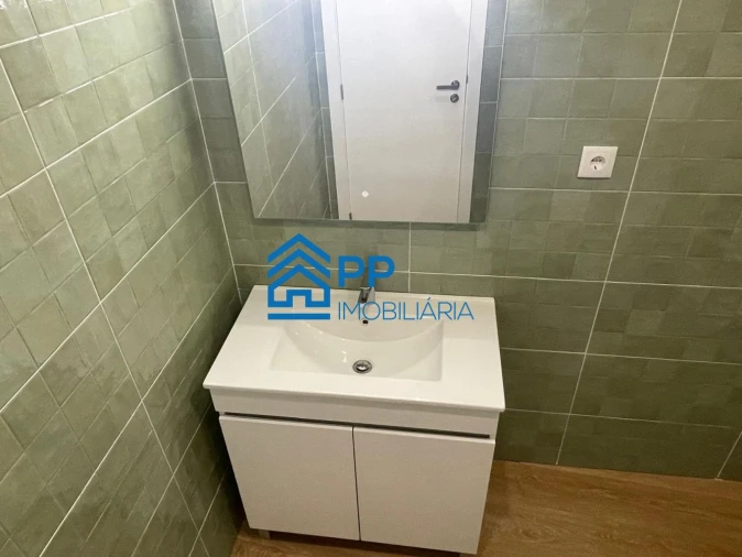 Apartamento T2 para Venda em São Mamede de Infesta e Senhora da Hora Foto 49