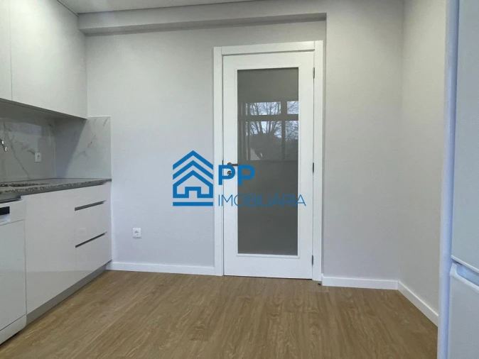 Apartamento T2 para Venda em São Mamede de Infesta e Senhora da Hora Foto 9