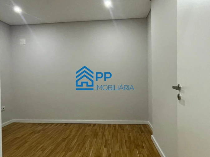 Apartamento T2 para Venda em São Mamede de Infesta e Senhora da Hora Foto 41