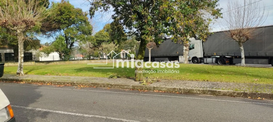 Terreno para Venda em Vilarinho do Bairro Foto 4