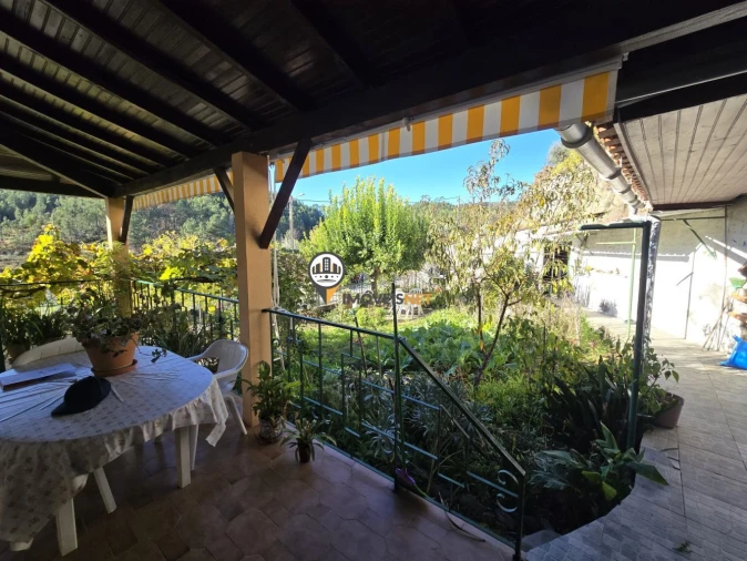 Moradia T6 para Venda em São Vicente da Beira Foto 1