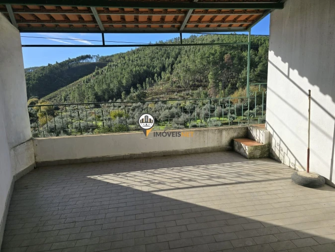 Moradia T6 para Venda em São Vicente da Beira Foto 12