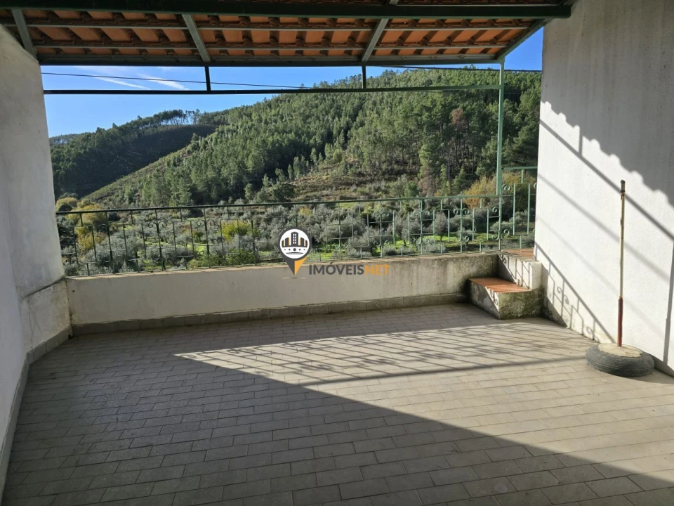 Moradia T6 para Venda em São Vicente da Beira Foto 12